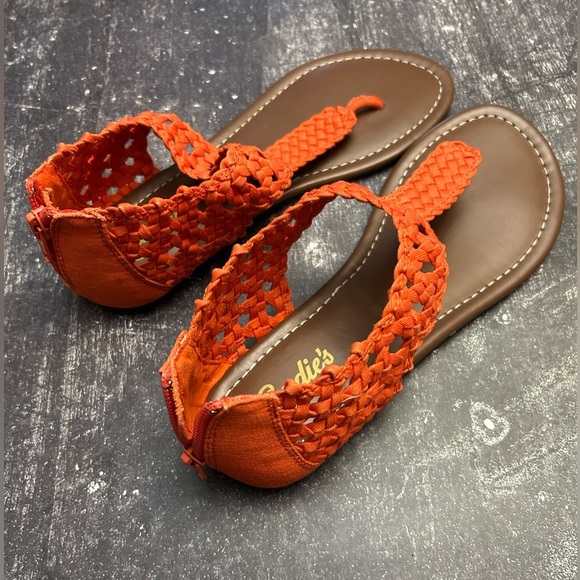 Candie's Orange Braided Sandals - Picture 3 of 6